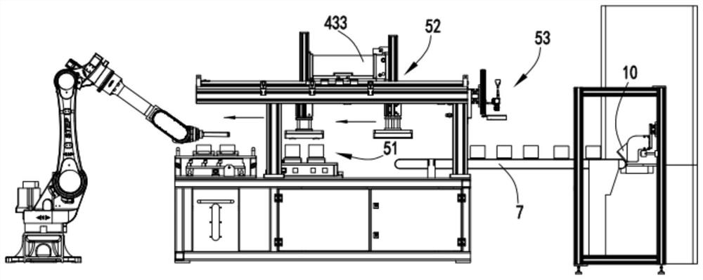 A kind of automatic production process of battery box