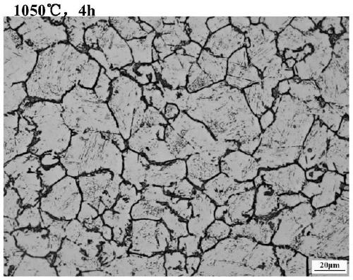 Method for improving carburization temperature by microalloying and surface carburization method for low-carbon steel