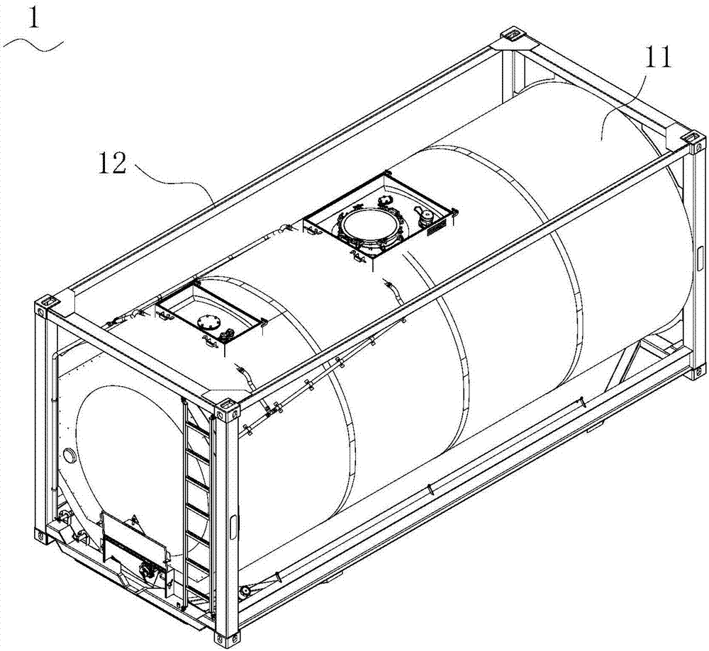 Operating platform capable of being mounted at top of tank box