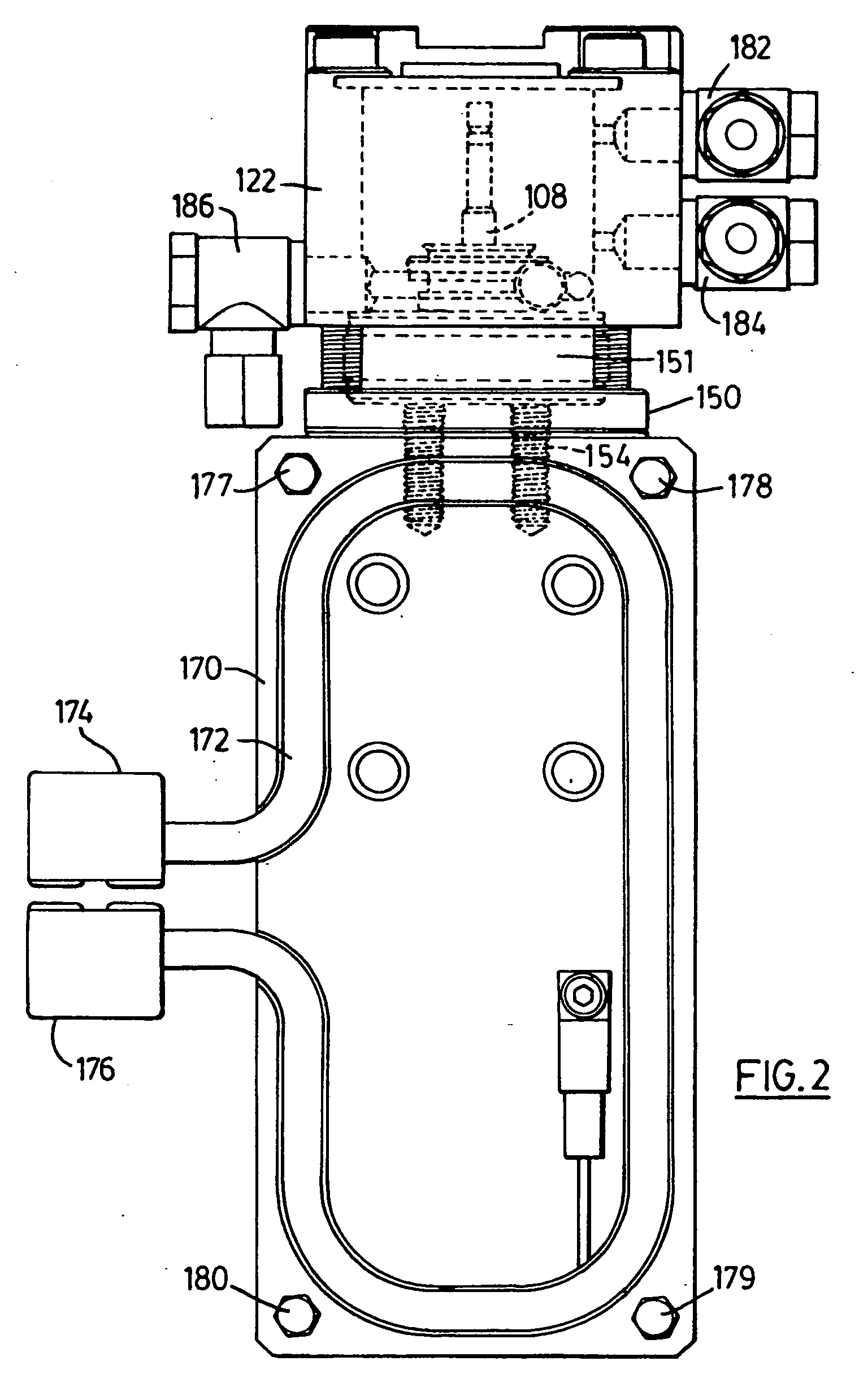 Hot runner for molding small plastic articles