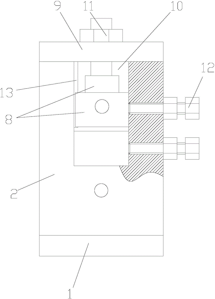 Rolling mill for rectangular steel tubes