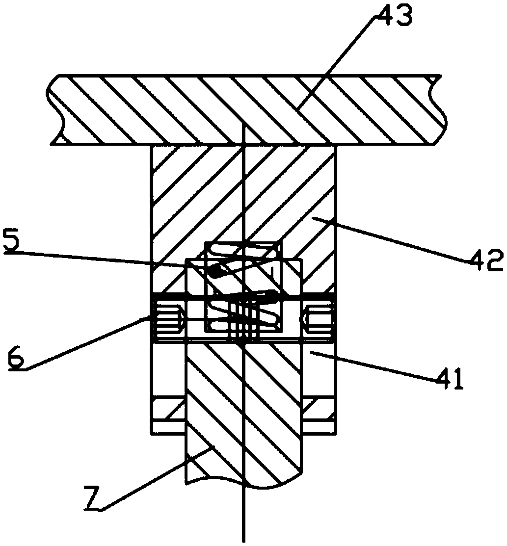 Spiral conveyor with blade wear-resistant layer capable of being compensated