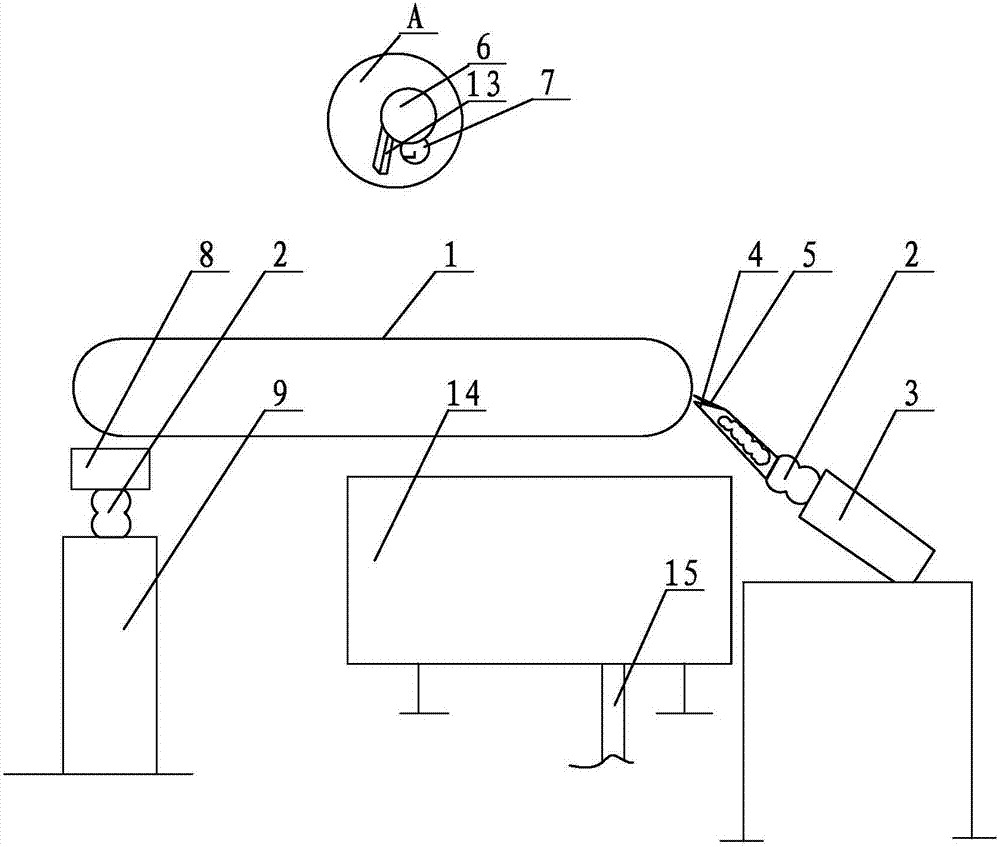 Self-cleaning conveyor belt