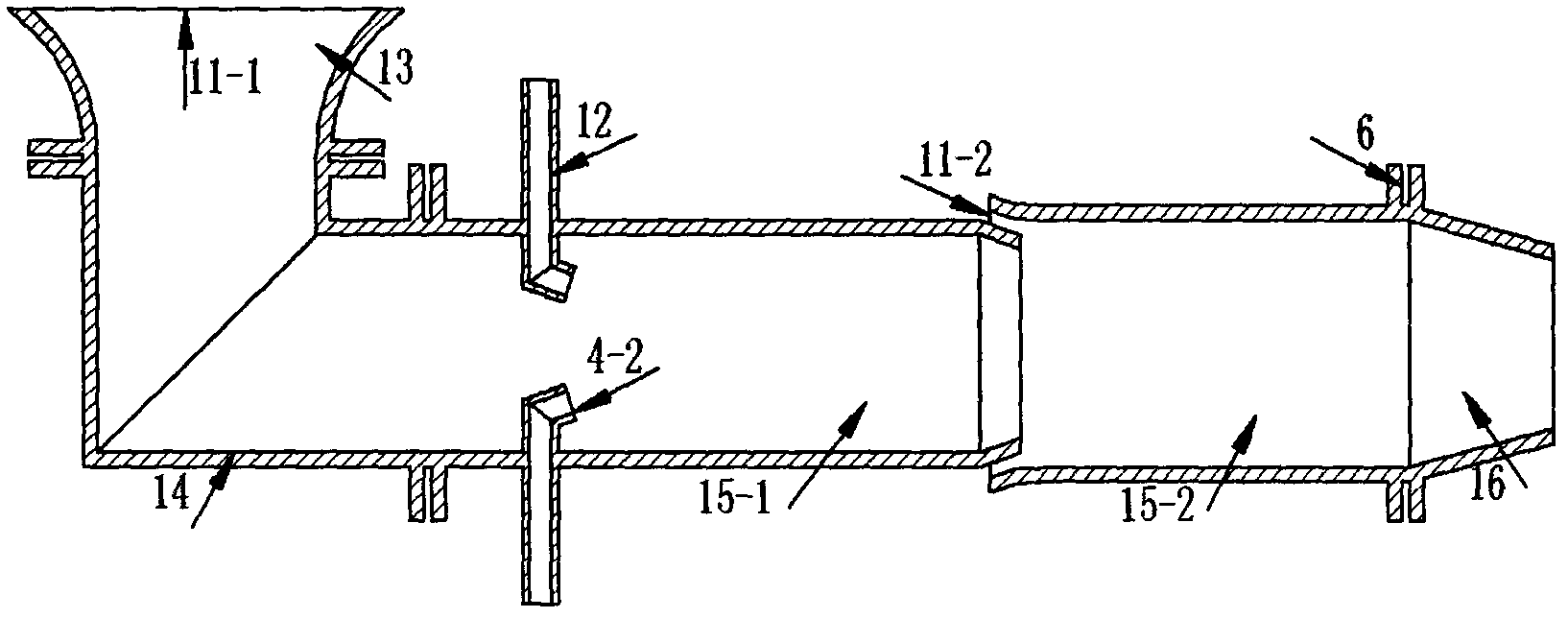 Aspirating type combined pulse detonation engine with secondary detonation