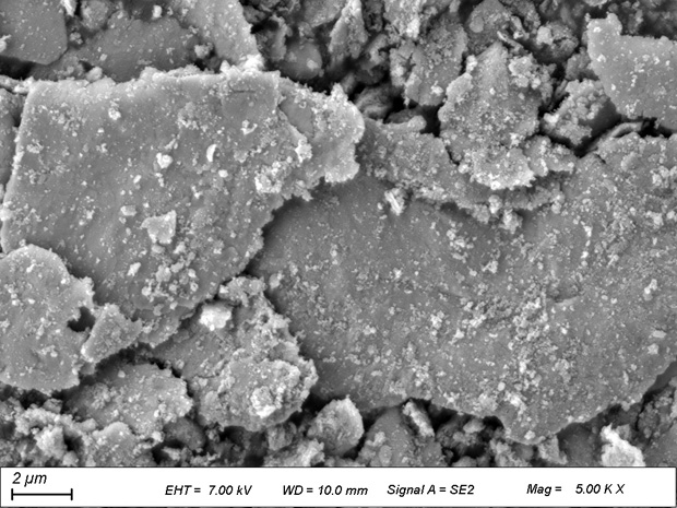 Multifunctional heavy anti-corrosion coating as well as preparation method and application thereof