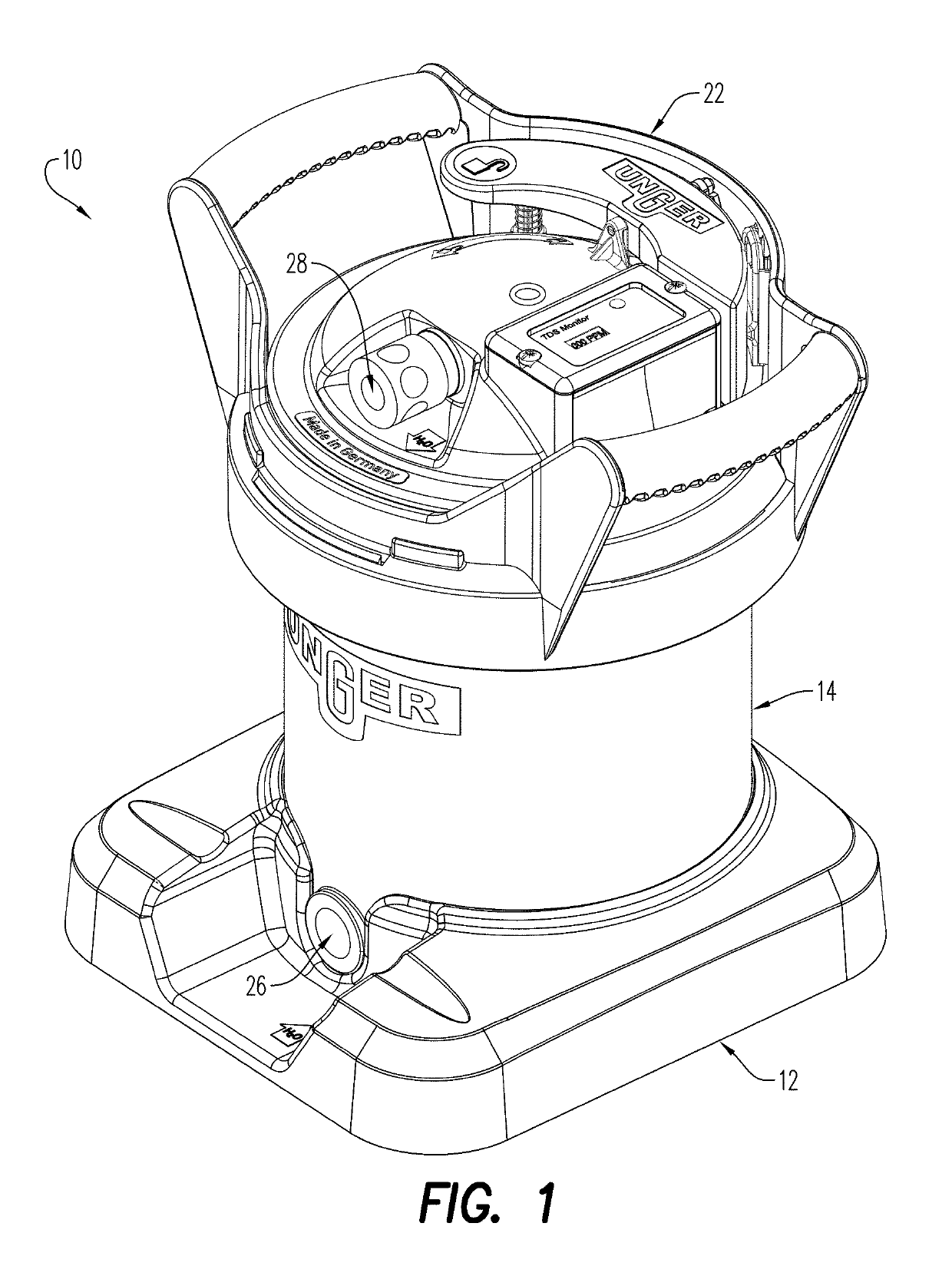 Filter assembly with locking cover