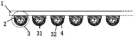 Light guide plate packaging structure for microstructure array with surface having quantum dots and manufacturing method thereof