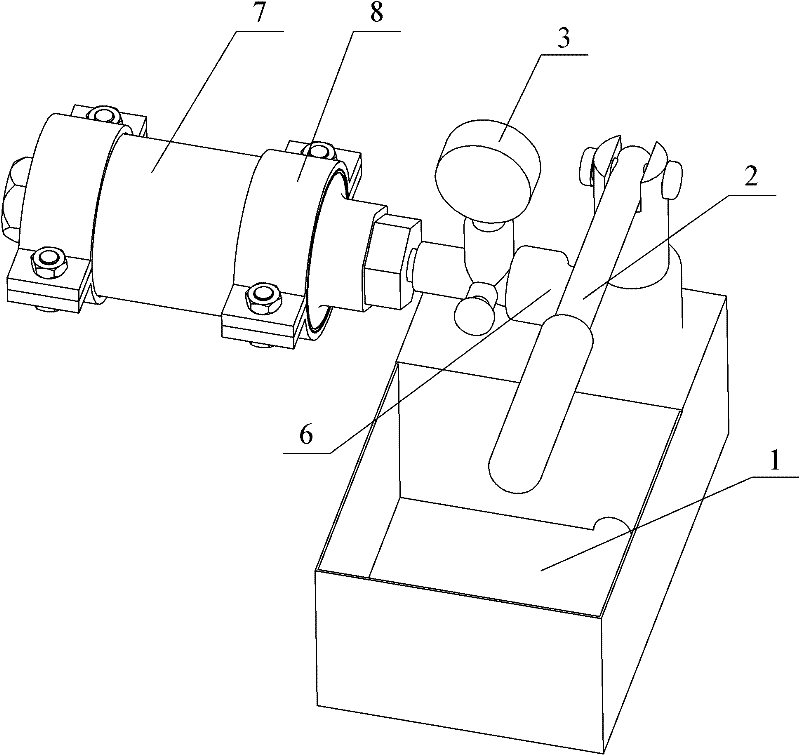 Device and method for detecting bursting pressure of fire hose