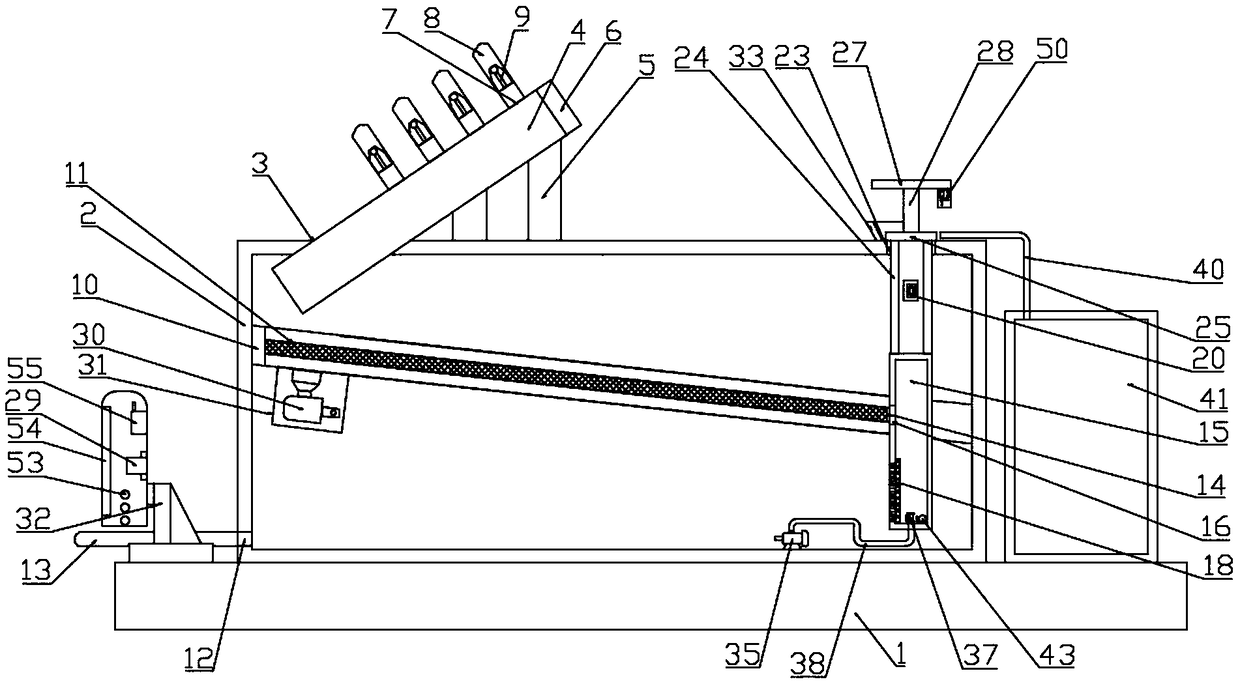 Sewage filtering device capable of automatically collecting impurities