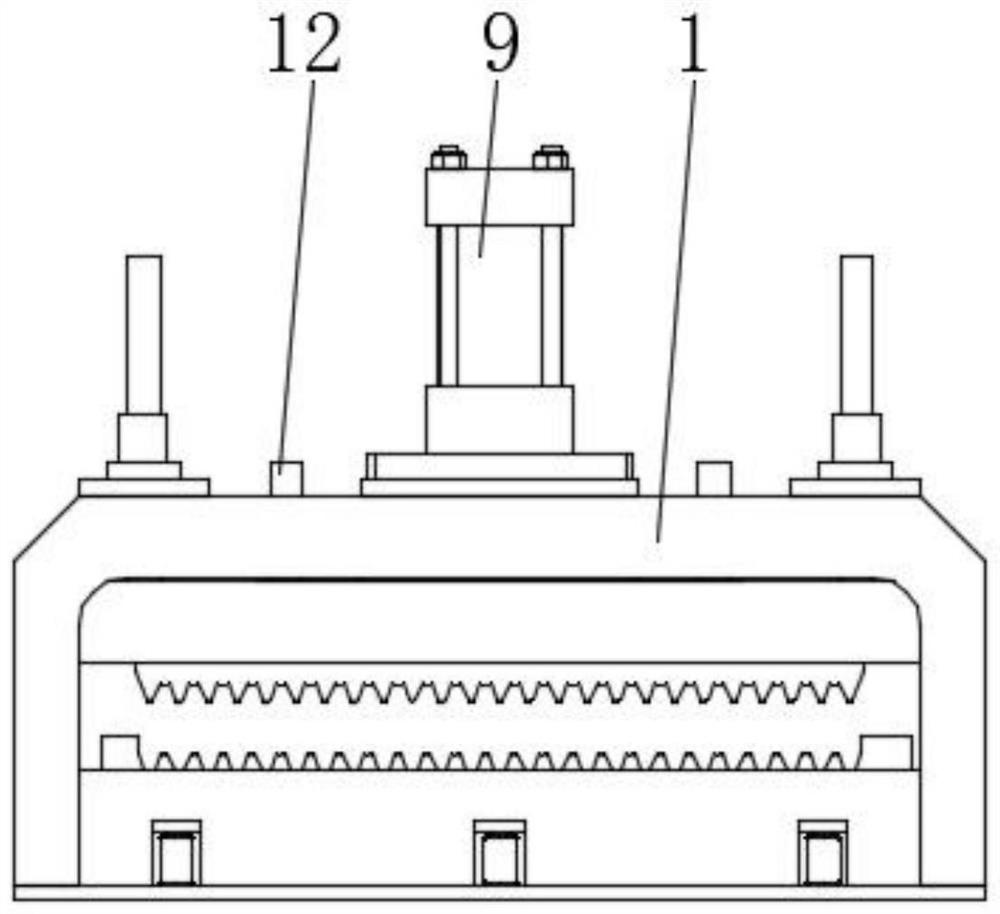 Yarn cutting device for textile machine