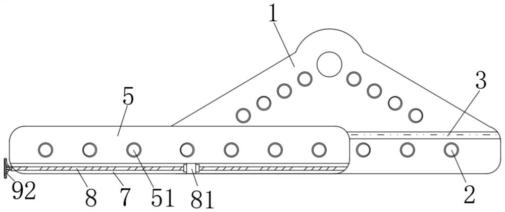 Traction type adjusting plate and assembling method thereof