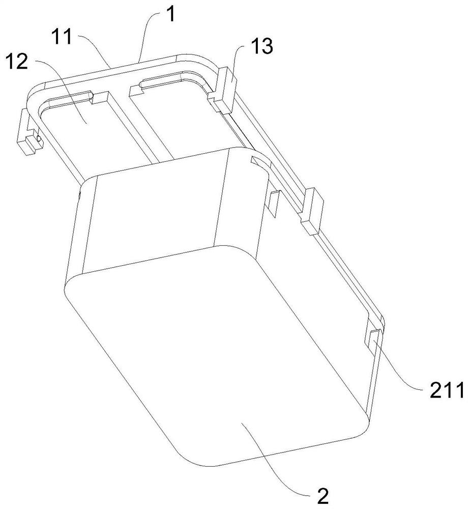 Plastic fruit and vegetable turnover box