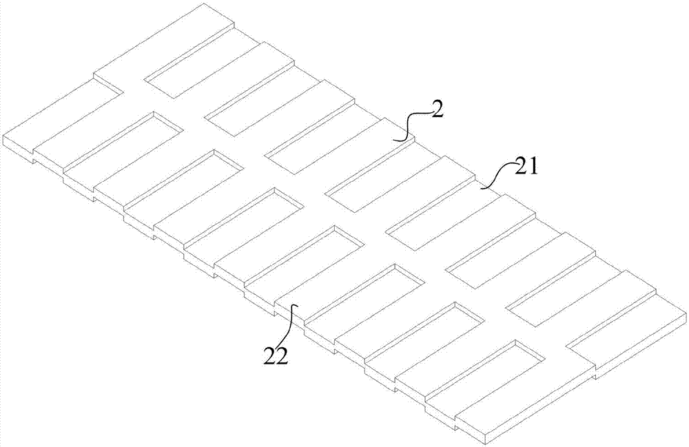 Construction technology for steel plate coated carbon fiber modified fast-growing poplar