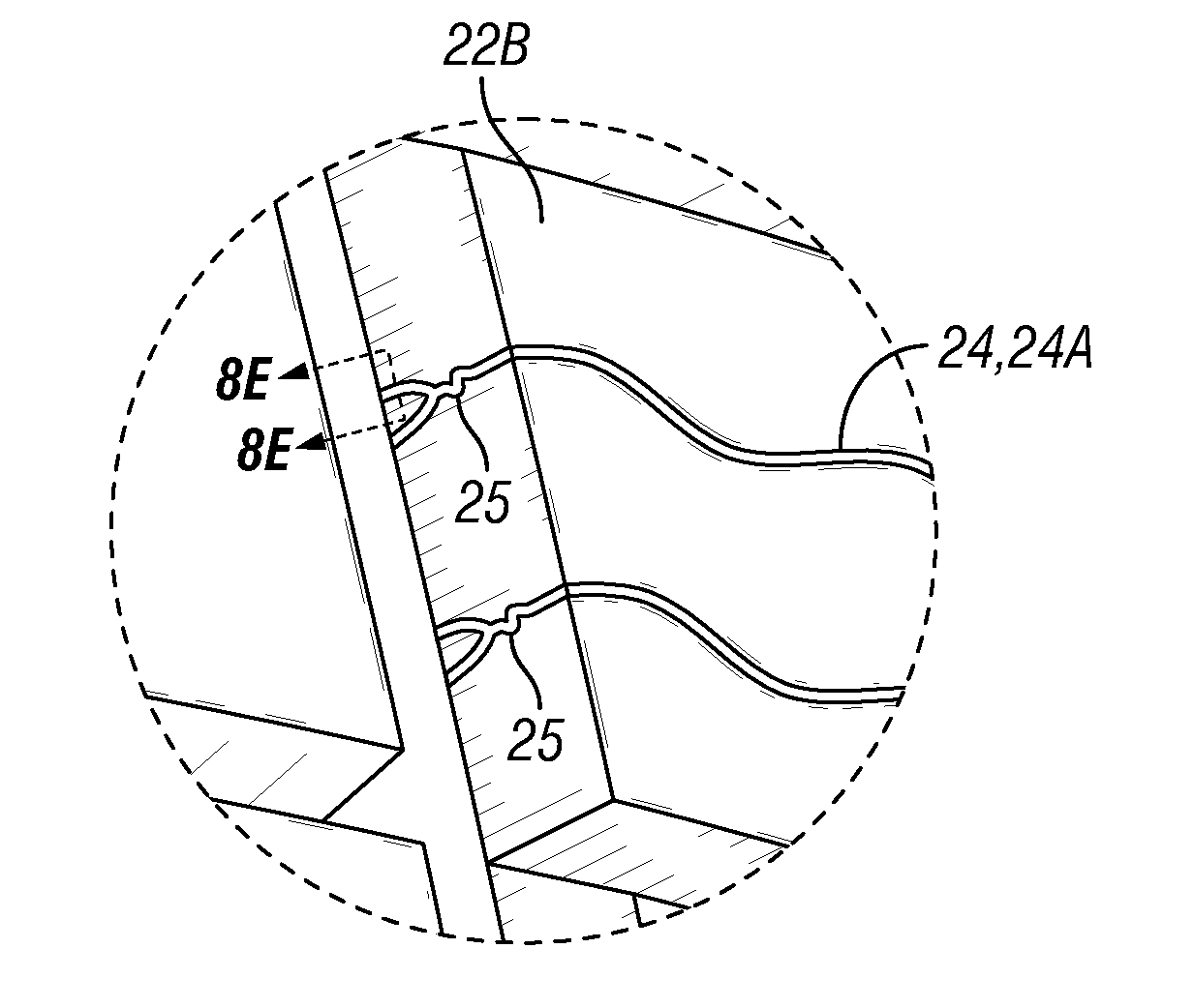 Progressive tire mold element with scallops and tire formed by the same