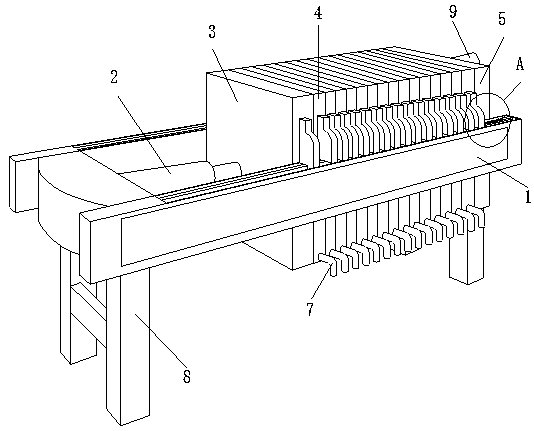 Filter press capable of automatically clearing filter residues and use method