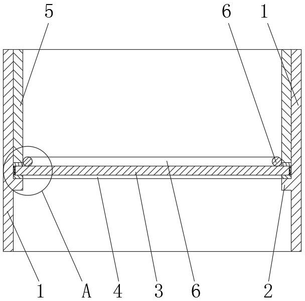 A Sealing Structure of Large Size Microwave Output Window