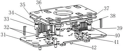 Carrying device of special-shaped terminal mould casting piece