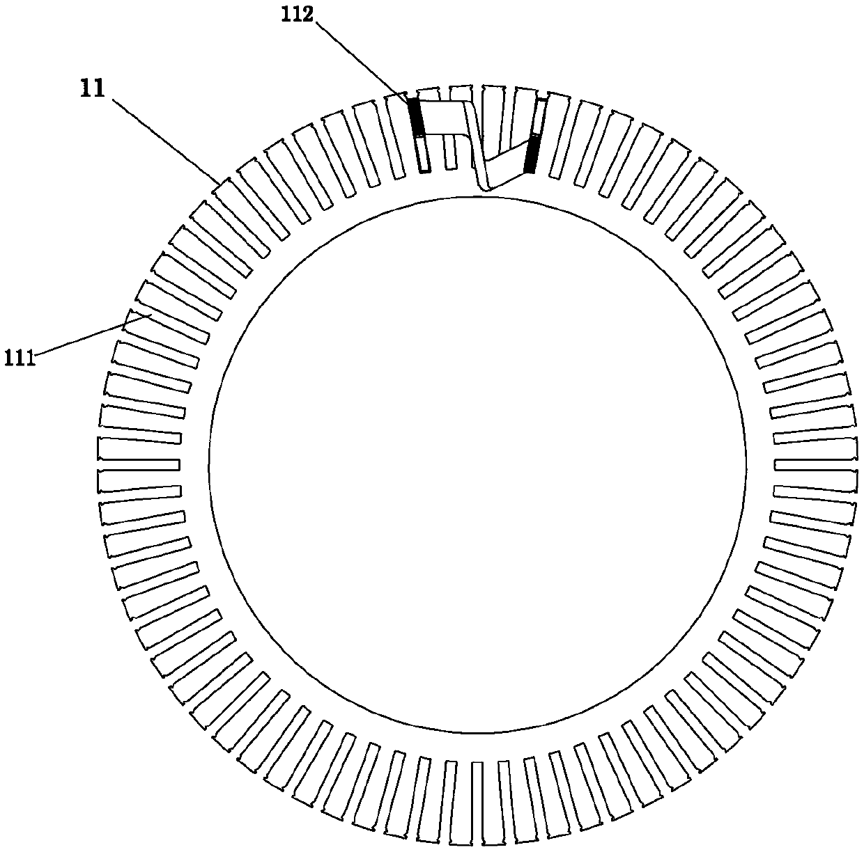 Flat copper wire formed stator coil high-reluctance torque outer rotor type permanent magnet drive motor