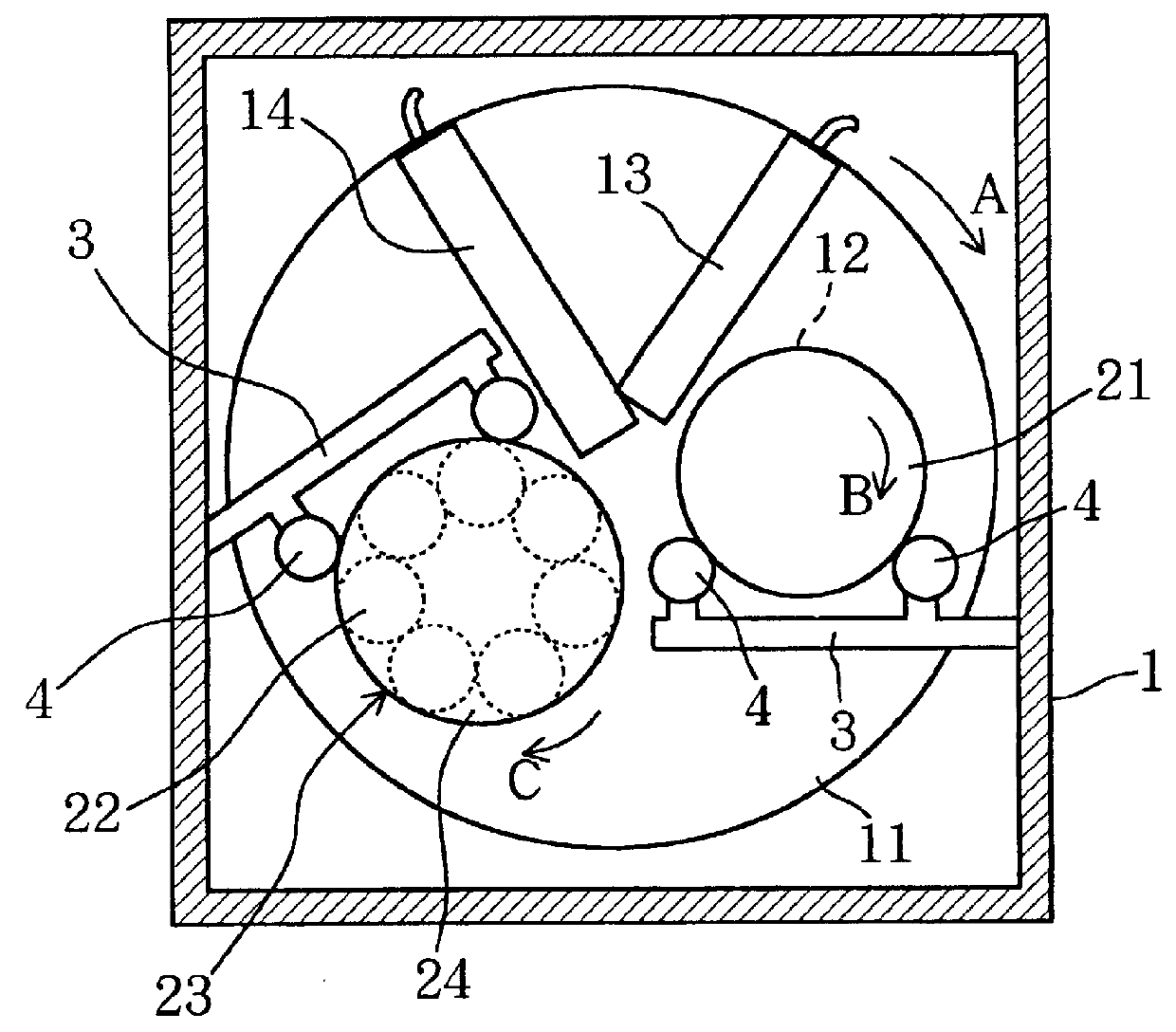 Surface polishing apparatus including a dresser