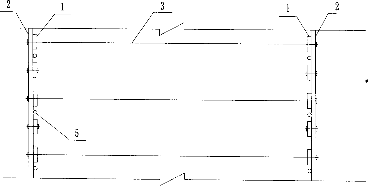 Water-retaining cofferdam structure and construction method thereof