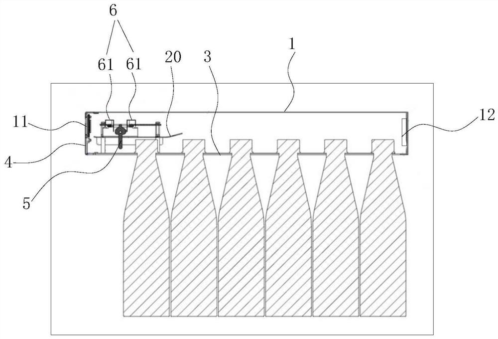 A semi-open rail type intelligent vending system