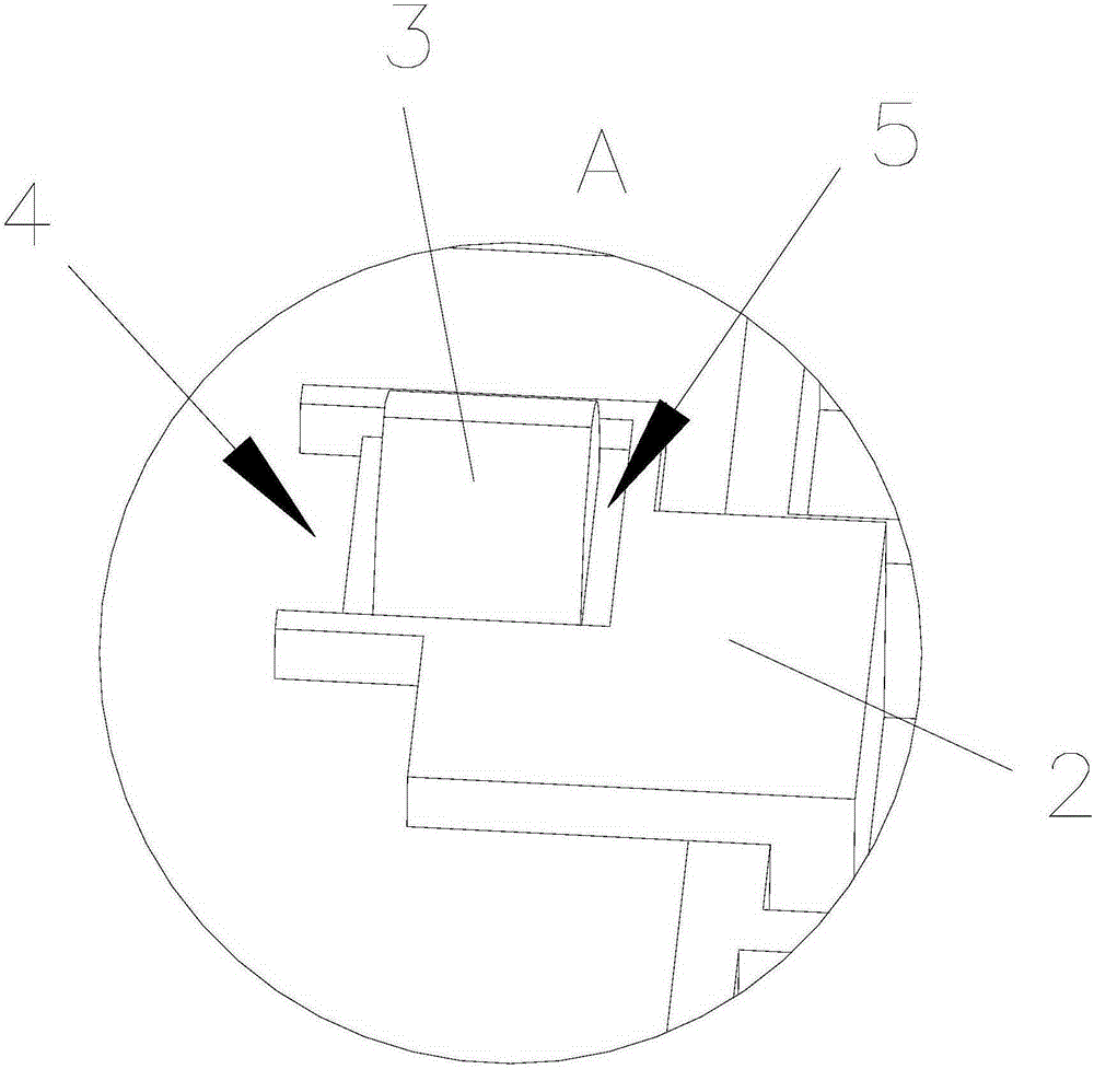 Solar photovoltaic assembly wiring box convenient to fix and reliable to weld