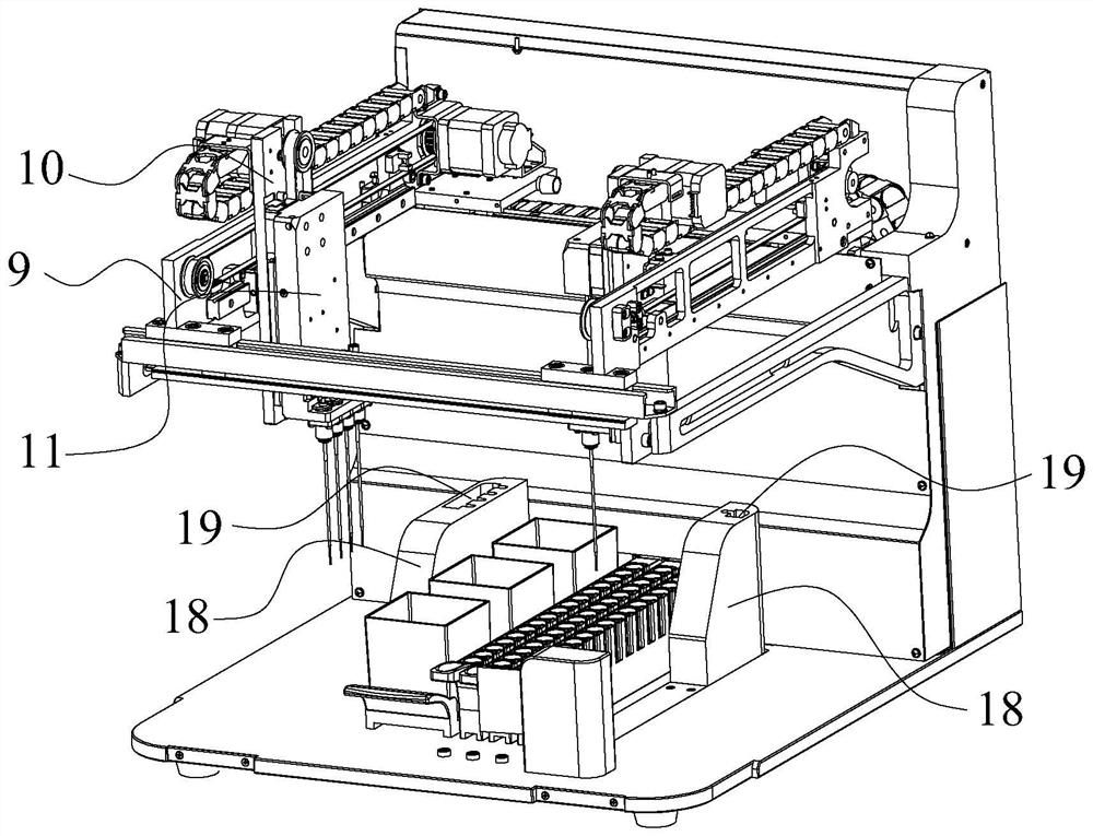 Pipetting workstation