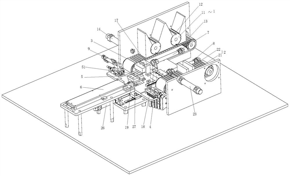 Automatic needle assembling device and needle assembling method