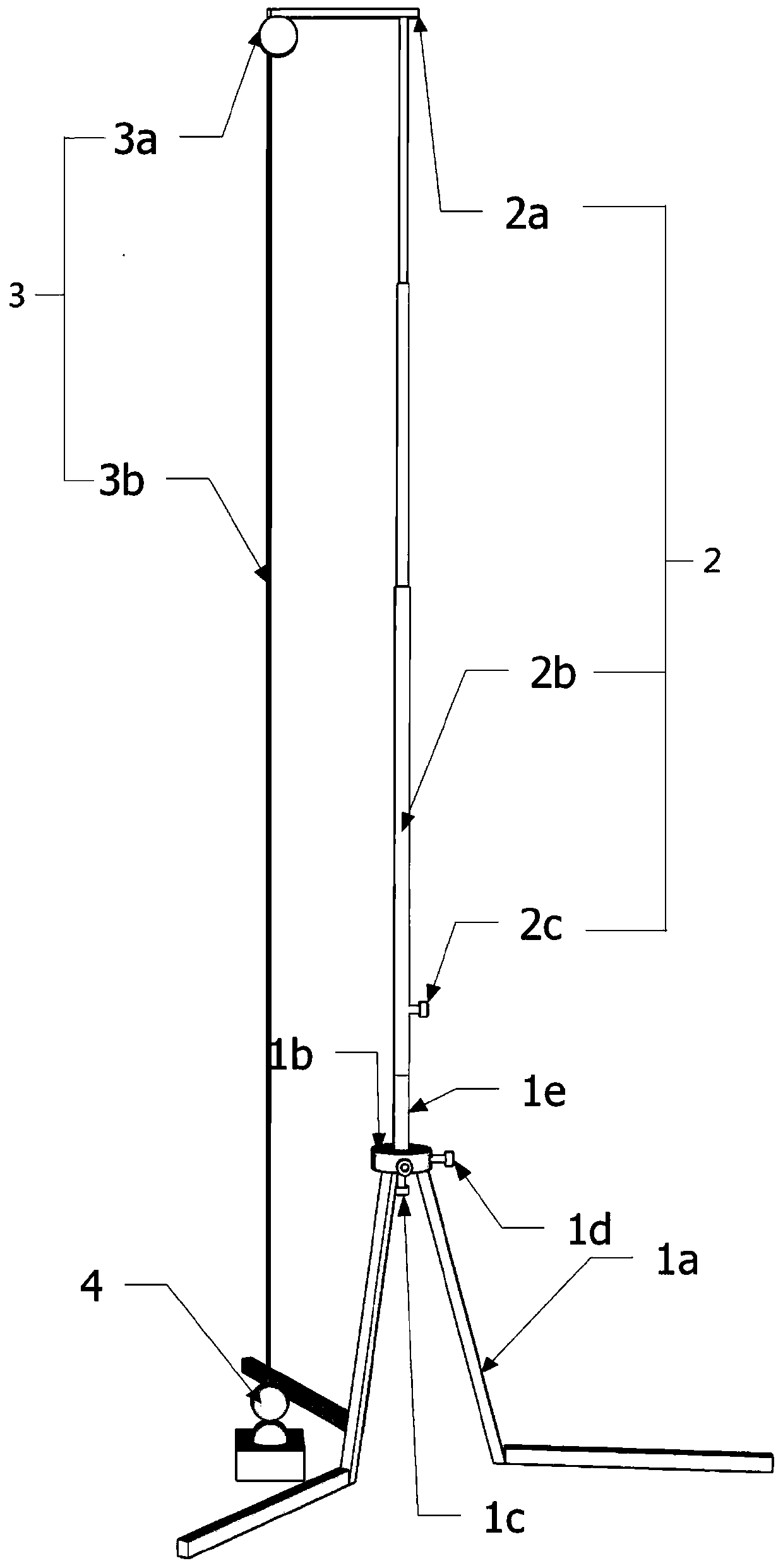 Self-falling type flexible leveling rod and using method thereof