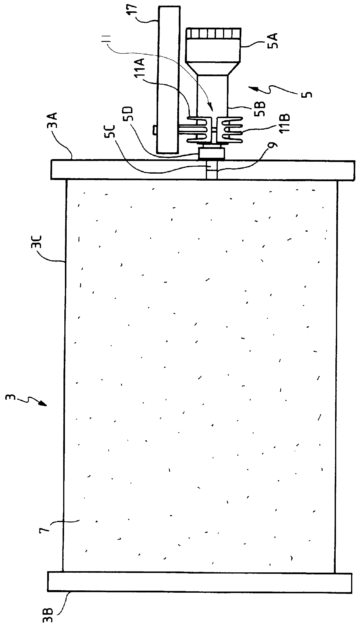 Density sensor for monitoring the rate of leakage from a switchgear case with improved reliability