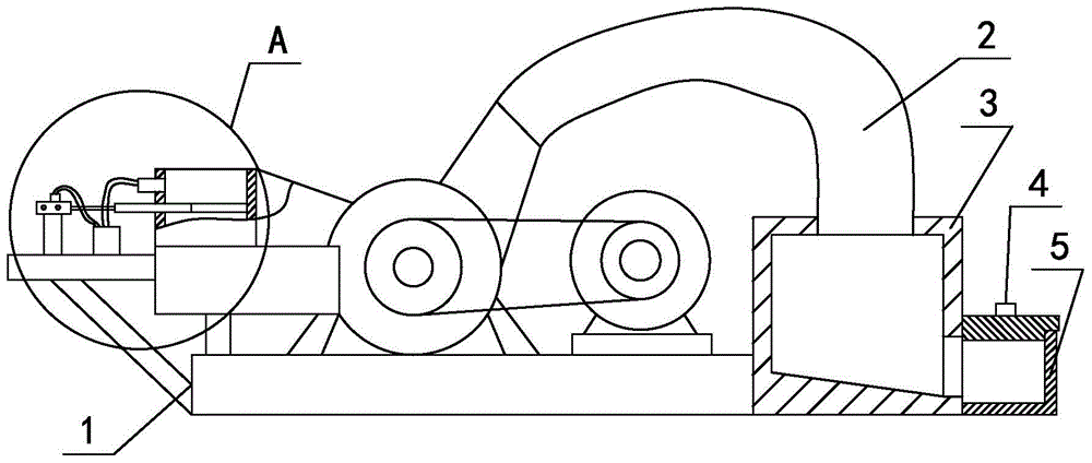 Straw pulverizer with pulverized material collection and hand injury prevention device