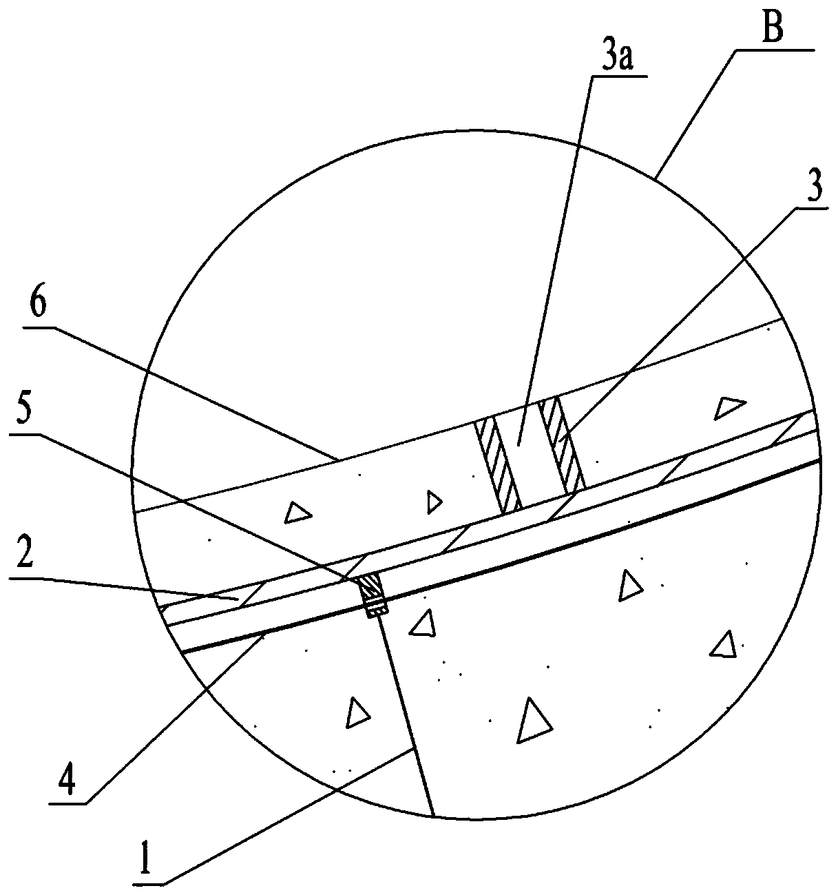 Shield tunnel segment capable of being reinforced and preparing method thereof