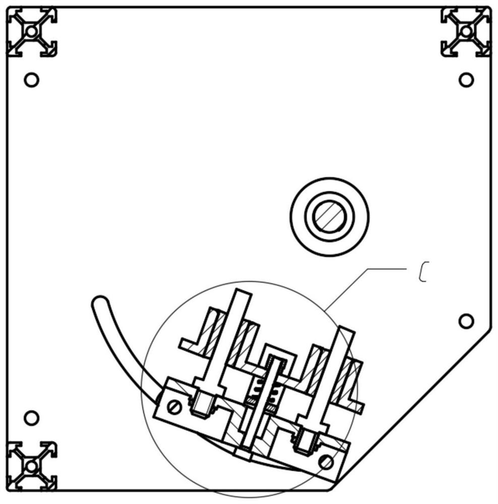 Drawing type convenient tea-leaf picker