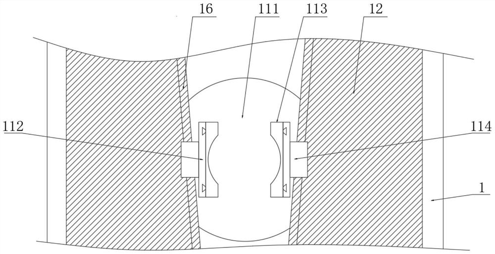 A continuous cosmetic packaging bottle packaging integrated equipment and production method thereof