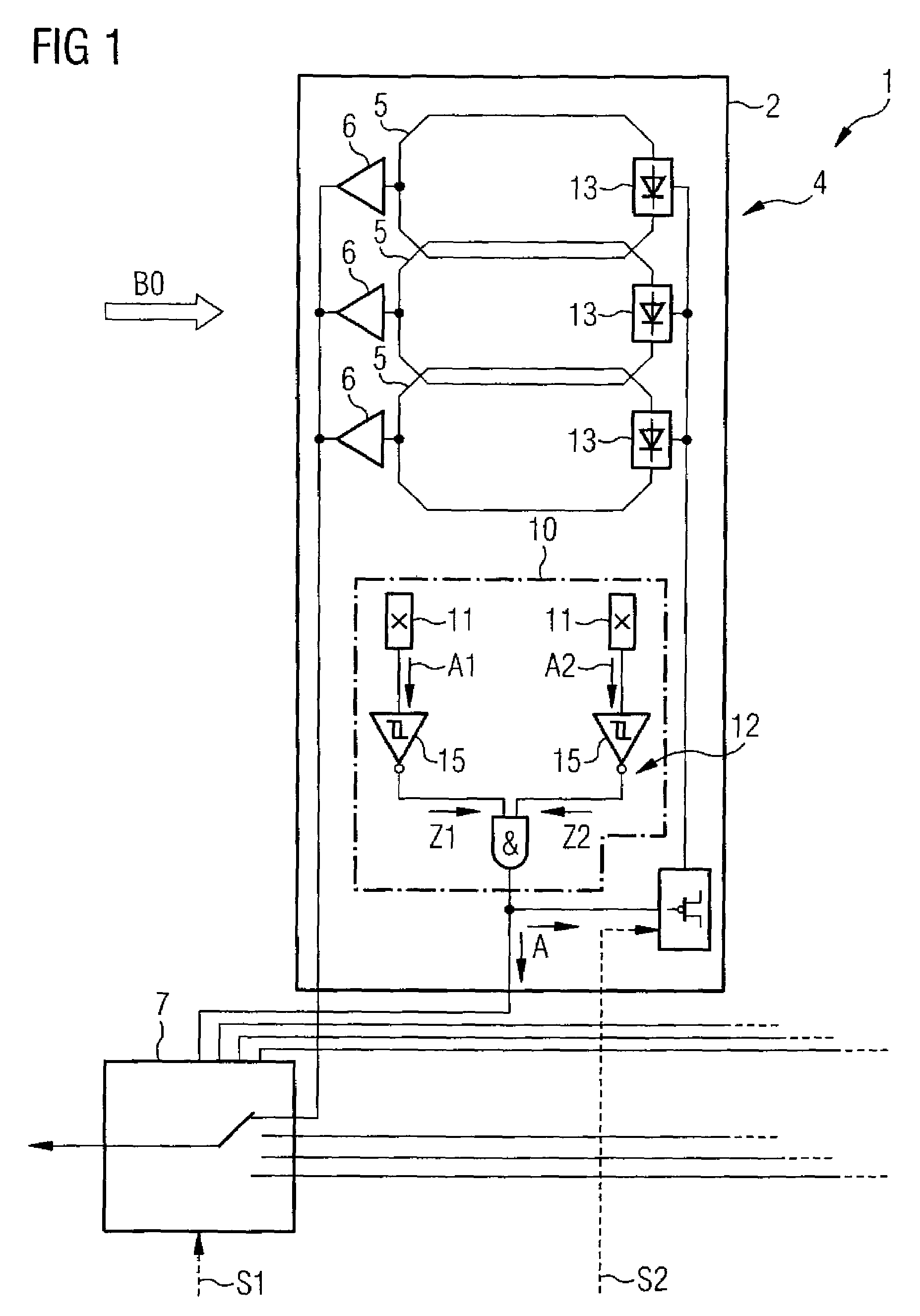 Local coil arrangement with magnetic field sensor and magnetic resonance system with such a local coil arrangement