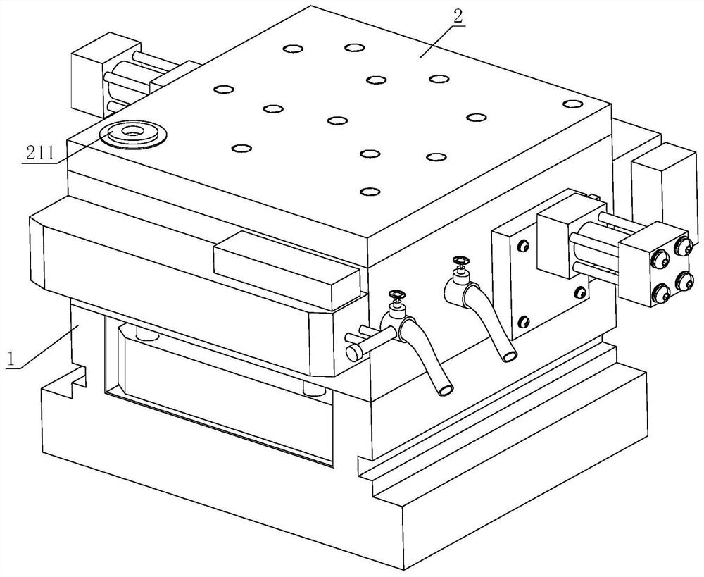 Injection mold with water blowing mechanism