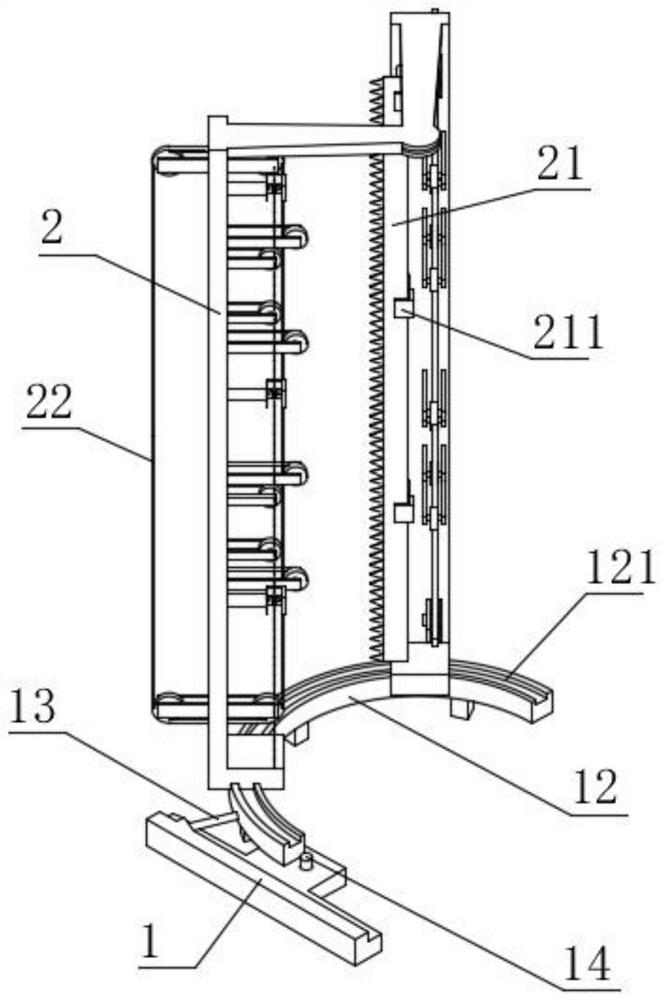 Pruning method for improving wind resistance of trees