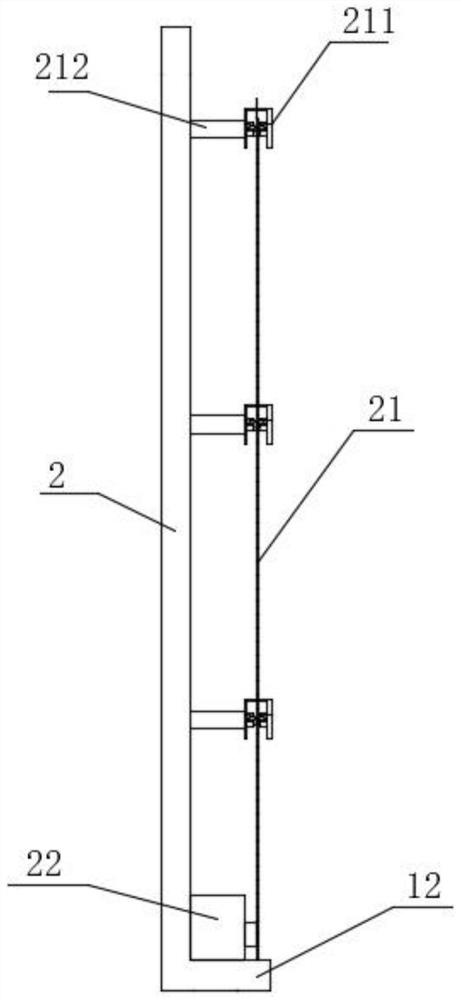 Pruning method for improving wind resistance of trees