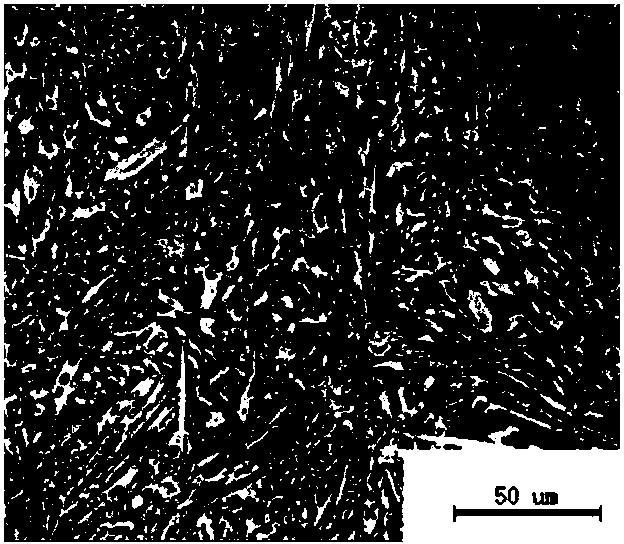 Chemical high-chromium cast iron roller and preparation method thereof