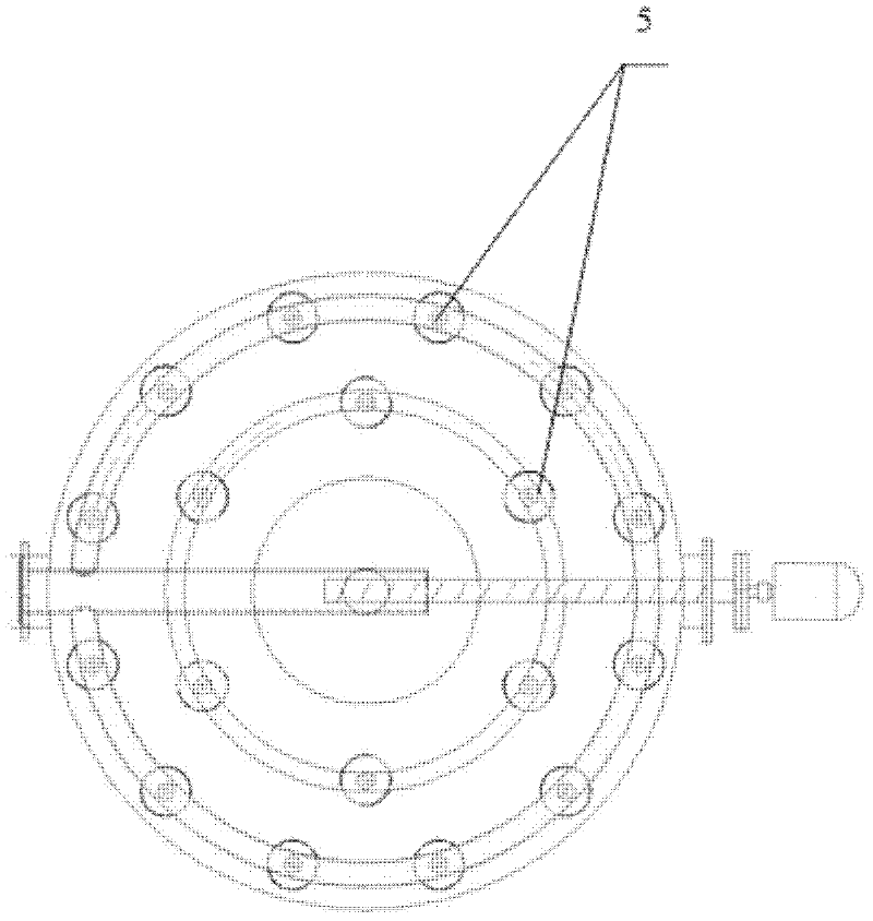 Dry straw fermentation device