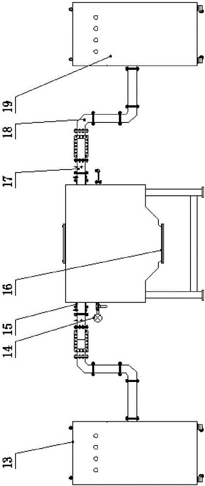 Horizontal microwave cracking furnace for solid organic matter