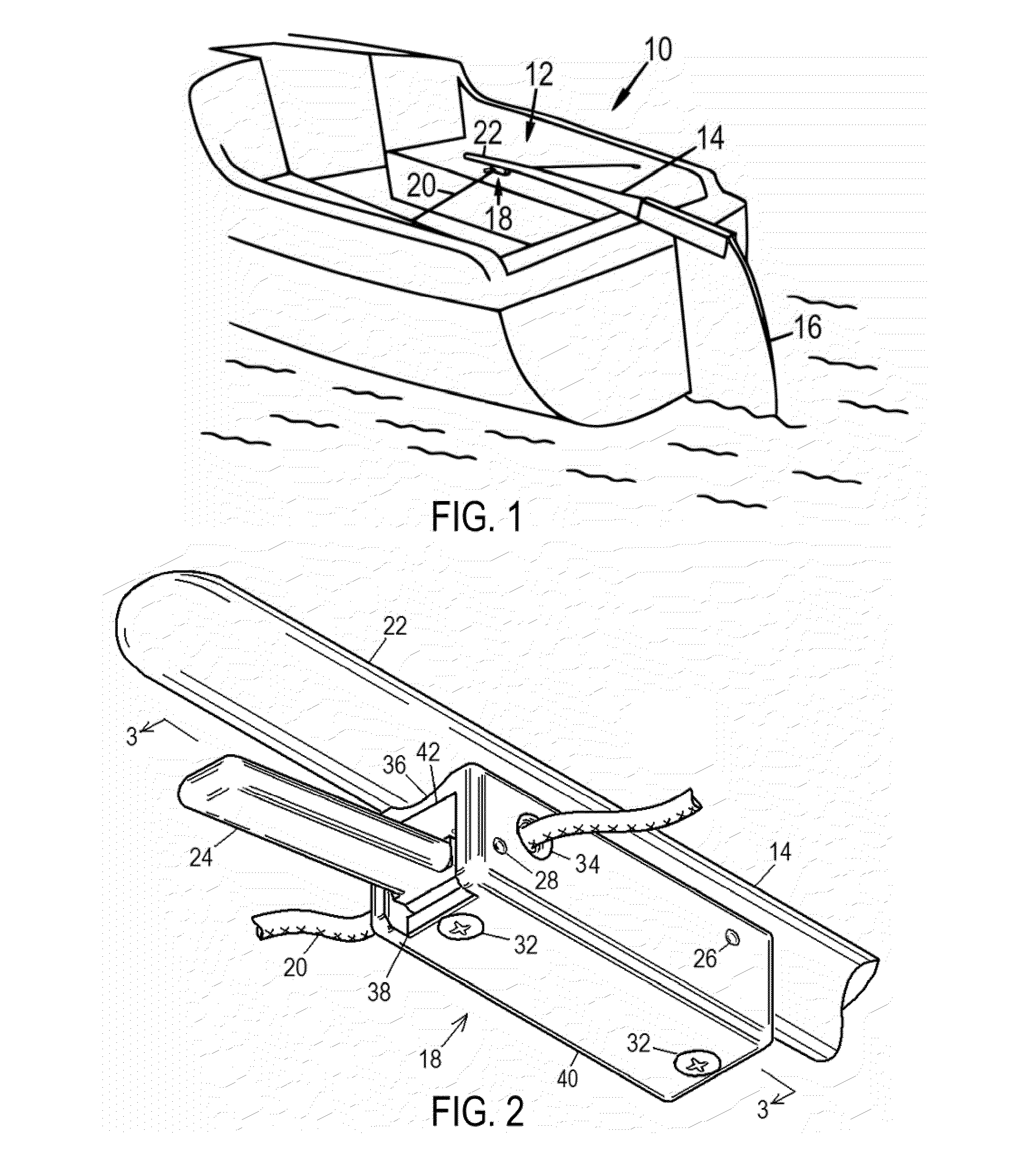 Boat tiller restraining device