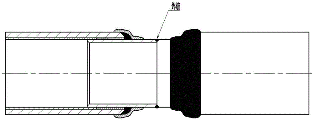 Method for manufacturing lining plastic pipe by using welded connection