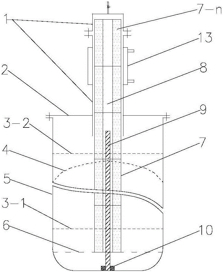 Device and method for improving production efficiency of titanium sponge and reducing energy consumption