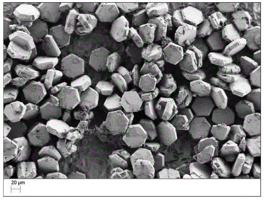 A kind of preparation method of rapidly synthesizing dd3r molecular sieve