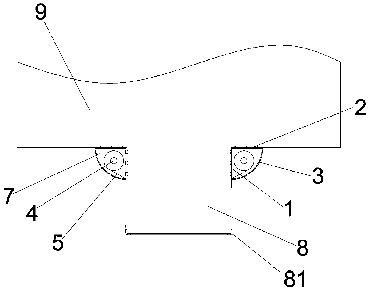 Protection device for bulged beam body, and mounting method of protection device