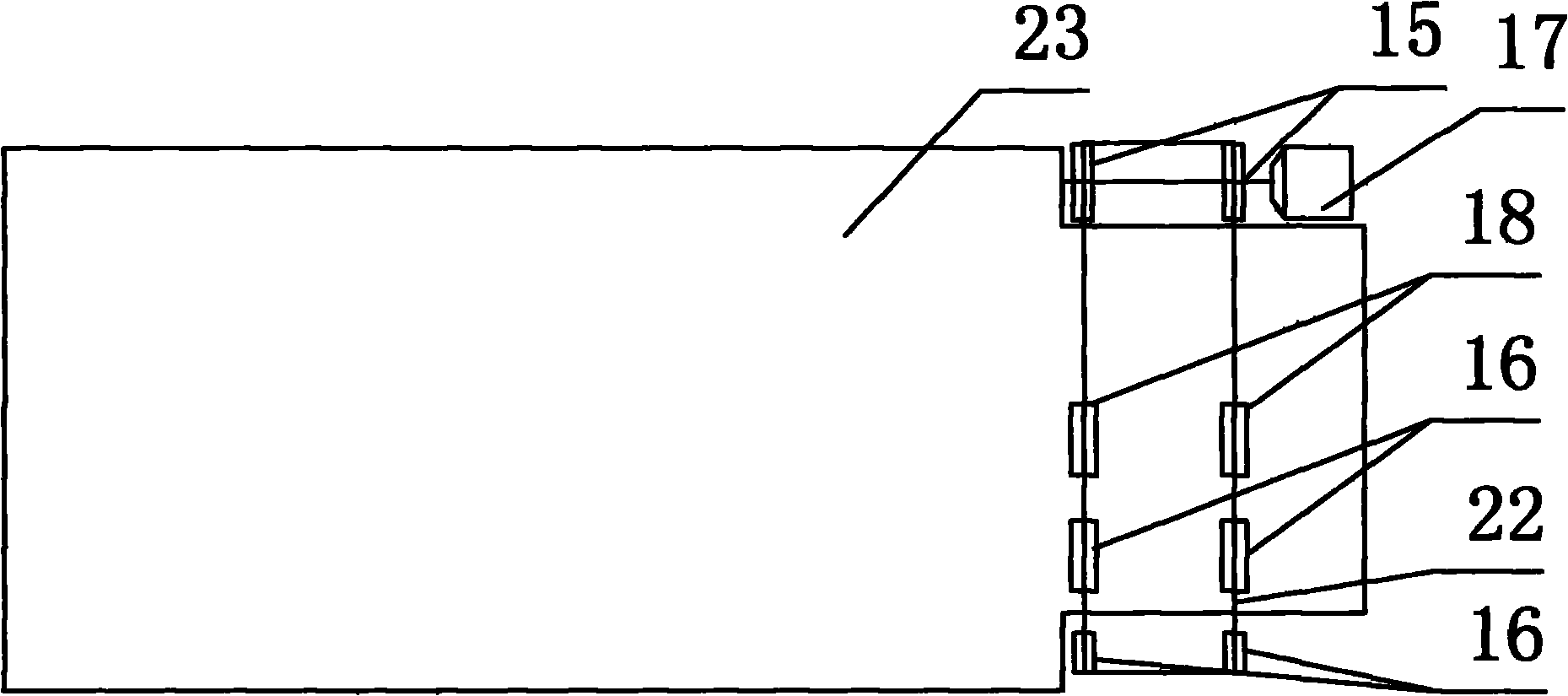 Sweeping device of road sweeping vehicle