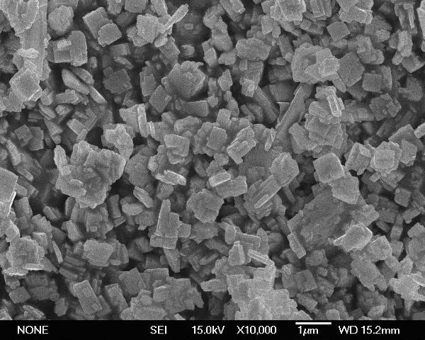 Method for preparing nano-silver loaded tungsten trioxide with high photocatalytic activity