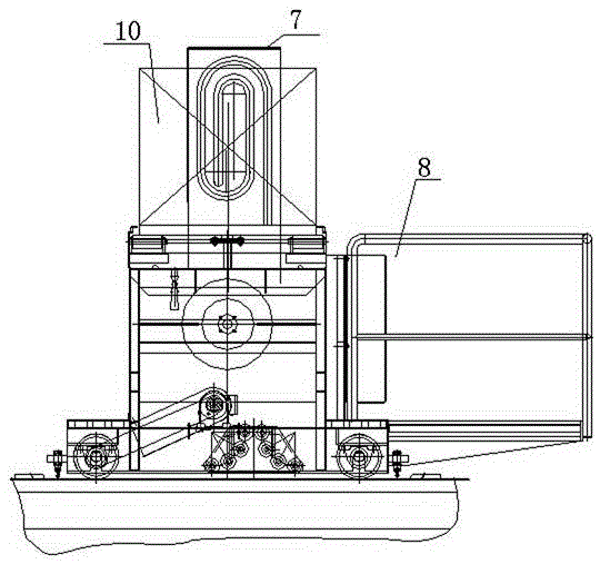 Movable type loading and unloading device for heat treatment products