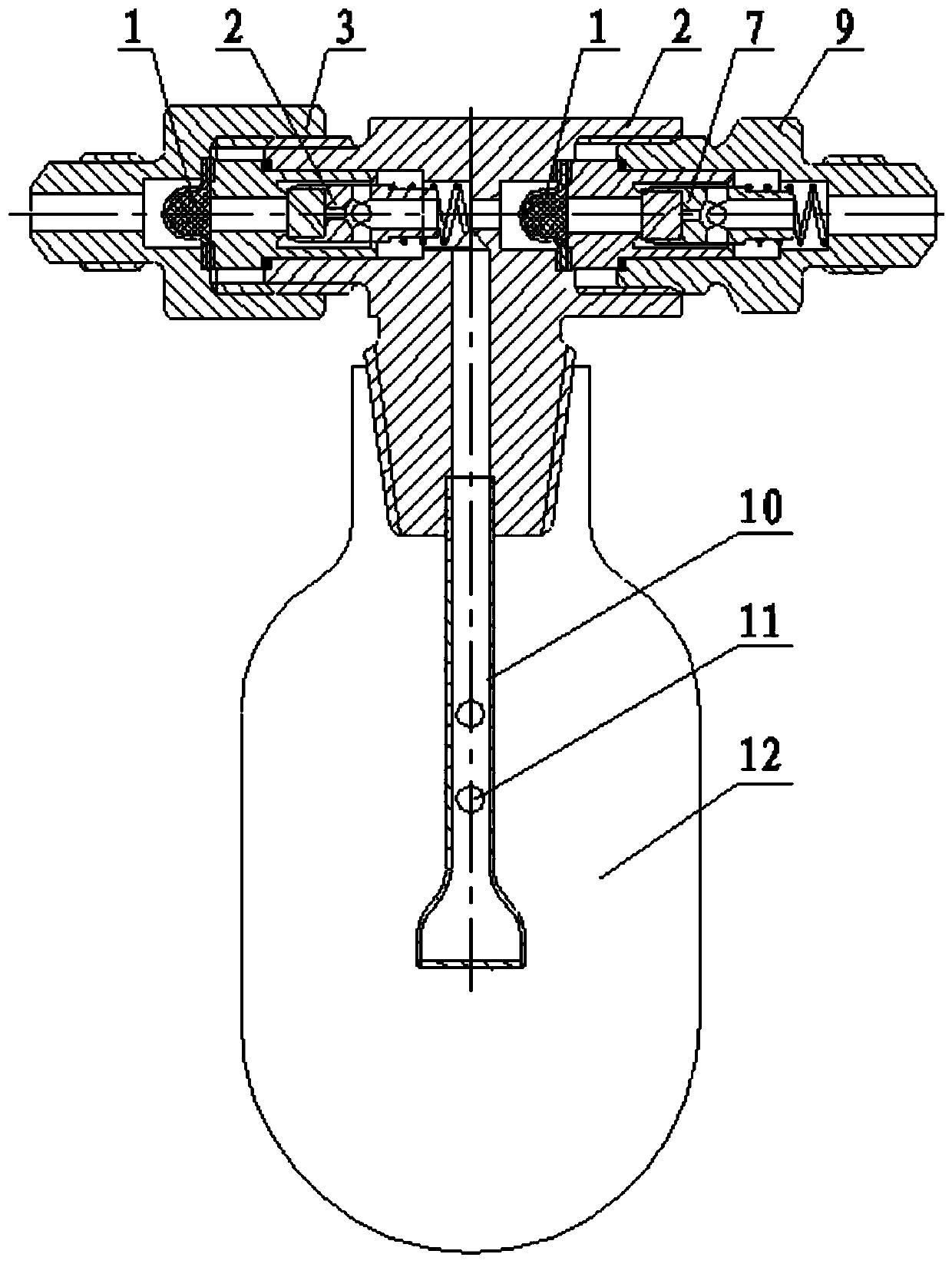 Inflation and deflation connector of airplane gas cylinder